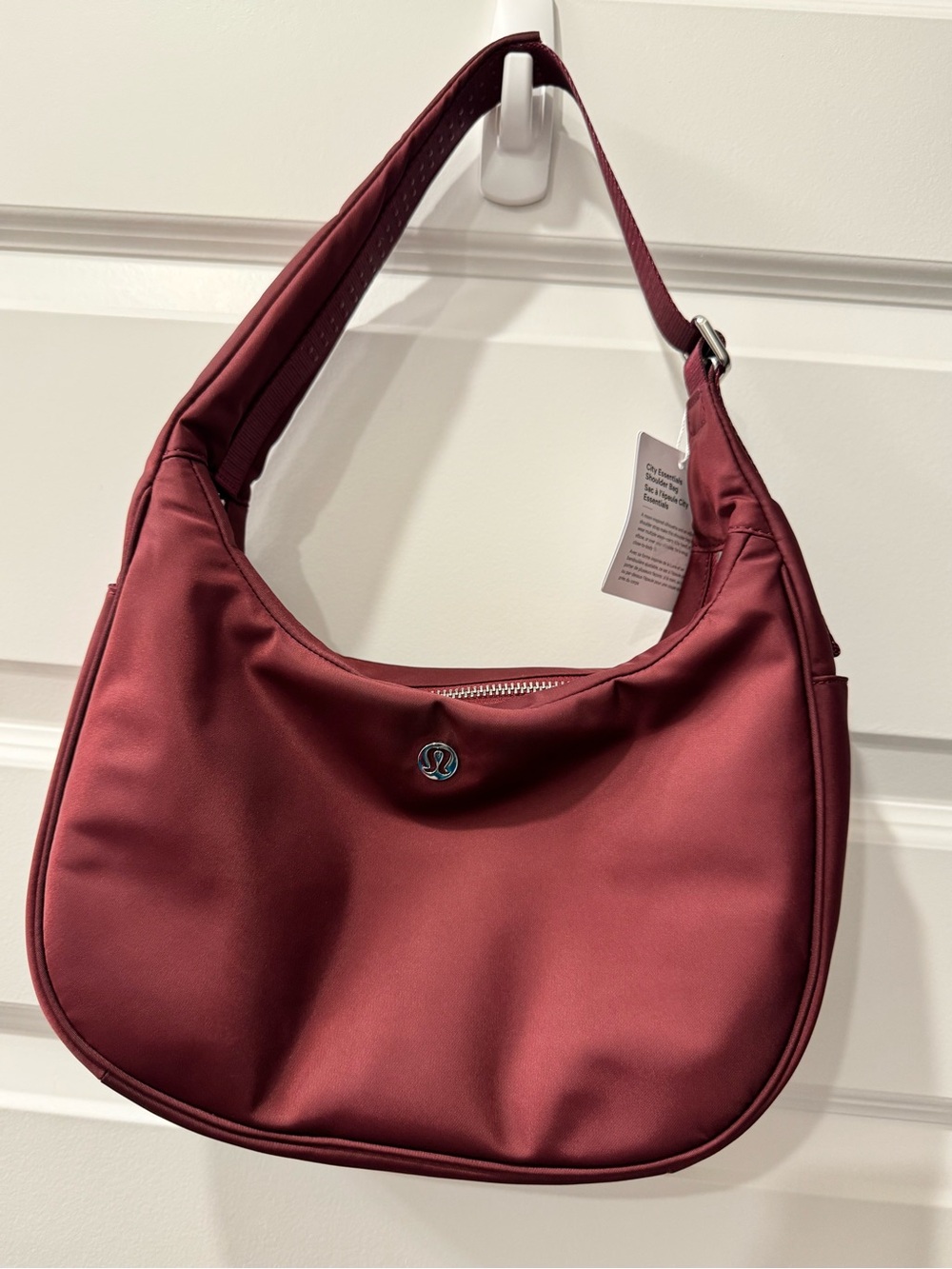 Lululemon City Essentials 4L Burgundy